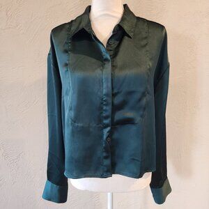 Ann Taylor Loft Satin Cropped Button Up